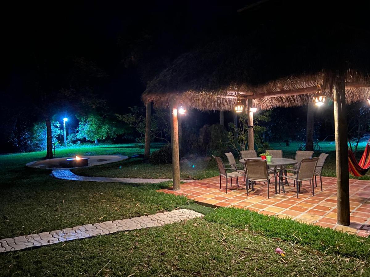 Jupiter Waterfalls - Newly Updated - Tiki Hut, Fire Pit, Kitchen, Pool Heater And More 外观 照片