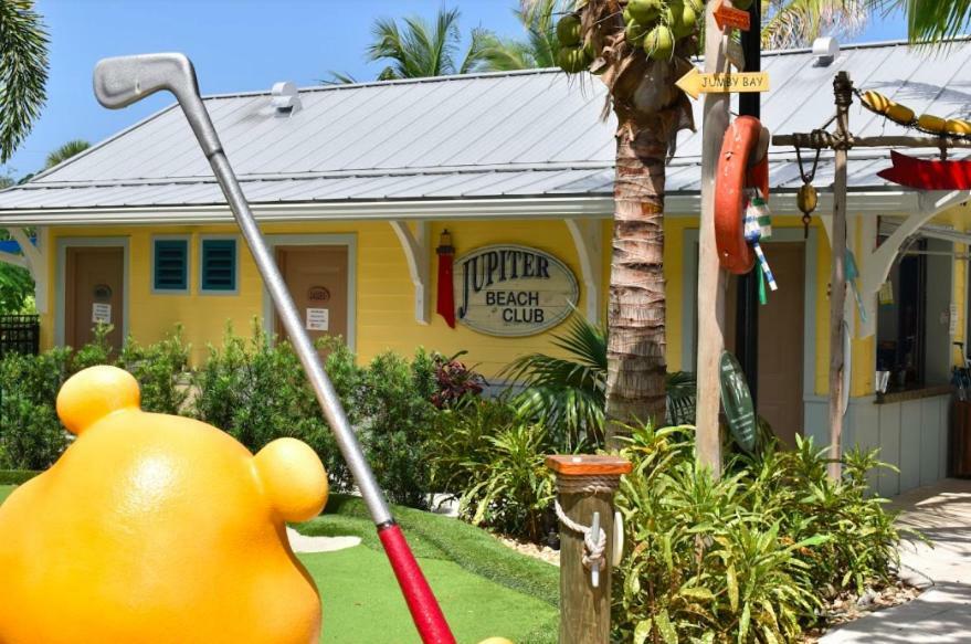 Jupiter Waterfalls - Newly Updated - Tiki Hut, Fire Pit, Kitchen, Pool Heater And More 外观 照片